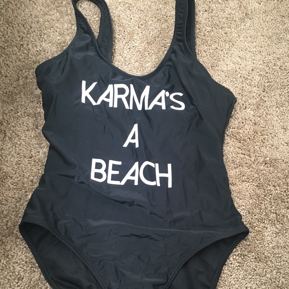 Baithing Suit
